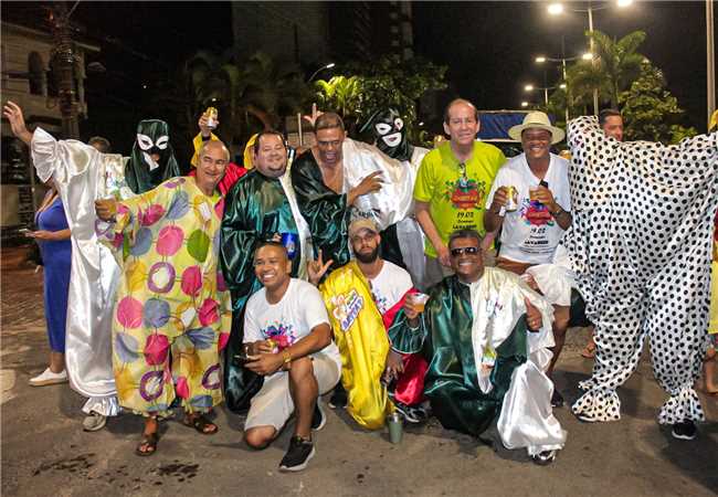 carnaval cultural; blocos os caretas