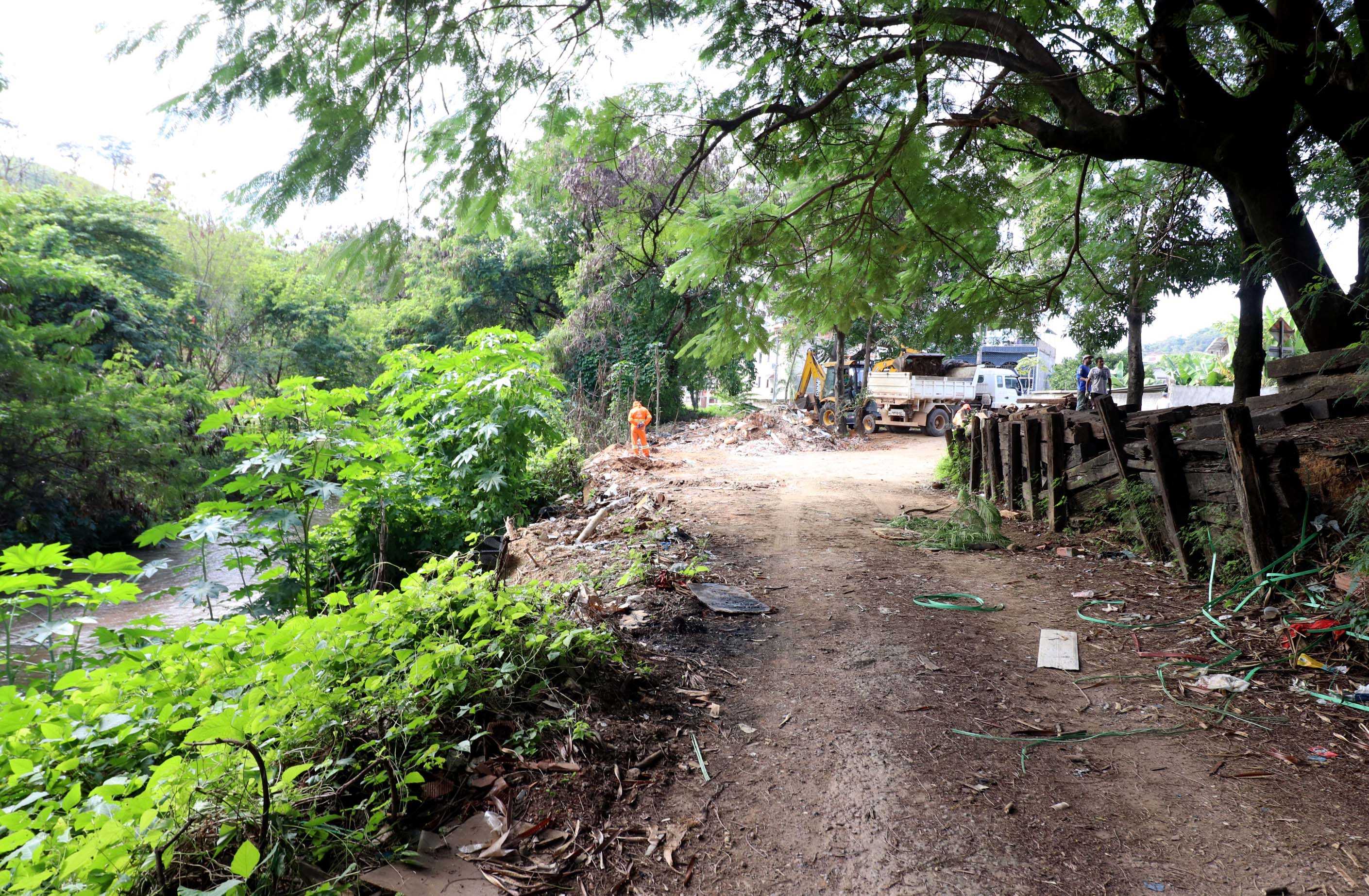 Prefeitura Municipal de Ipatinga - Toneladas de lixo são