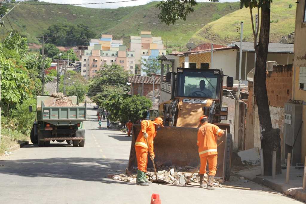 Prefeitura Municipal de Ipatinga - Toneladas de lixo são