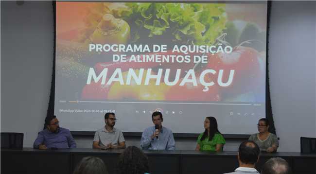 Prefeitura Municipal de Manhuaçu - Conferência de Educação é realizada em  Manhuaçu