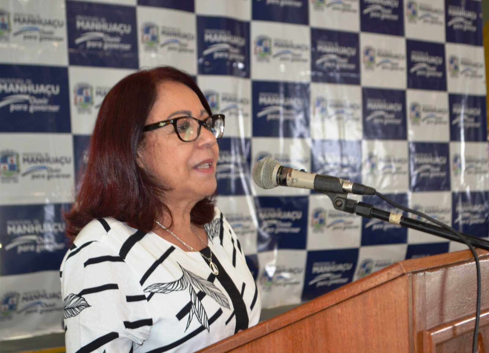 Prefeitura Municipal de Manhuaçu - Conferência de Educação é realizada em  Manhuaçu