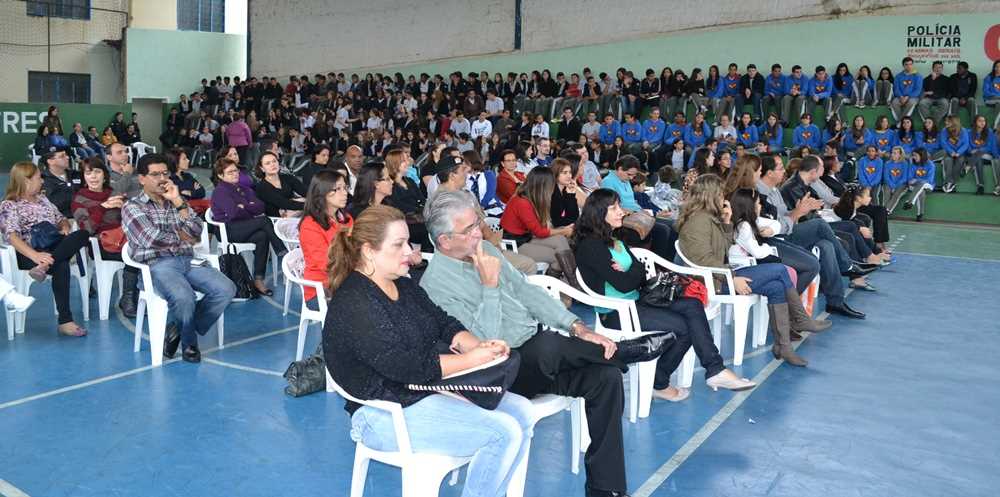 Prefeitura Municipal de Manhumirim - Manhumirim brilha na etapa  microrregional do JEMG