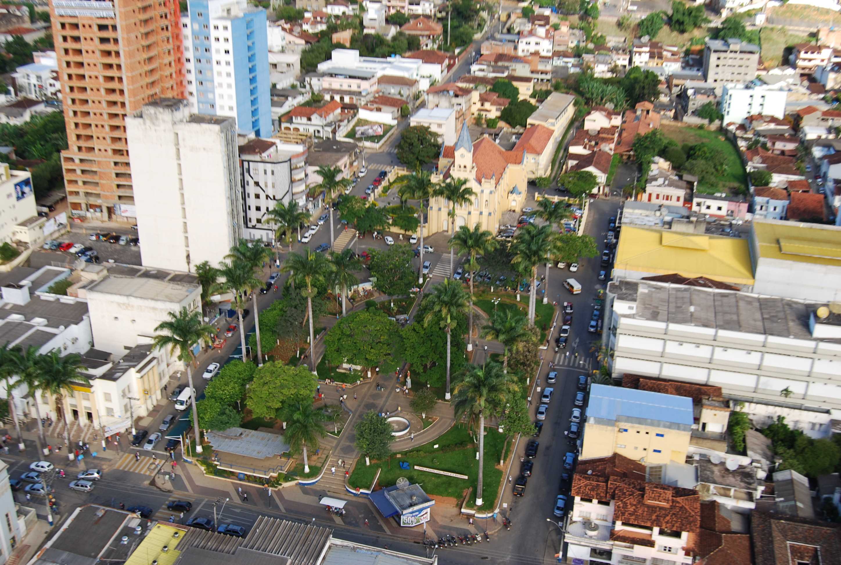 Prefeitura Municipal de Manhuaçu - 136º Aniversário de Manhuaçu.