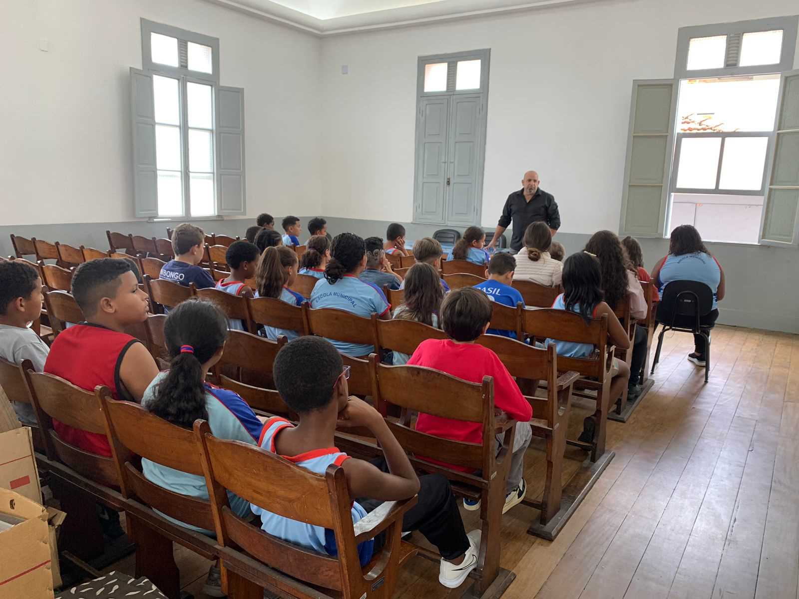 Prefeitura Municipal de Matias Barbosa - Aula de xadrez será ofertada a  alunos da rede pública de ensino de Matias Barbosa