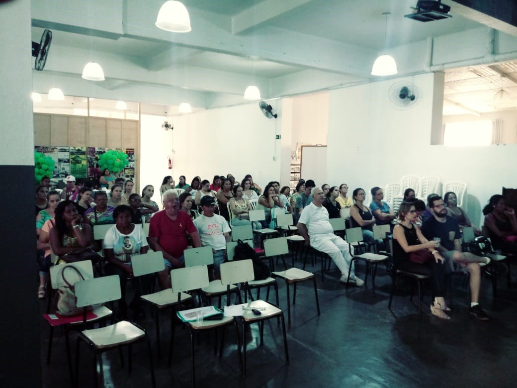 Prefeitura Municipal de São João Nepomuceno - SETEMBRO AMARELO: Equipe do  CAPS leva palestra para Grupo da Melhor Idade