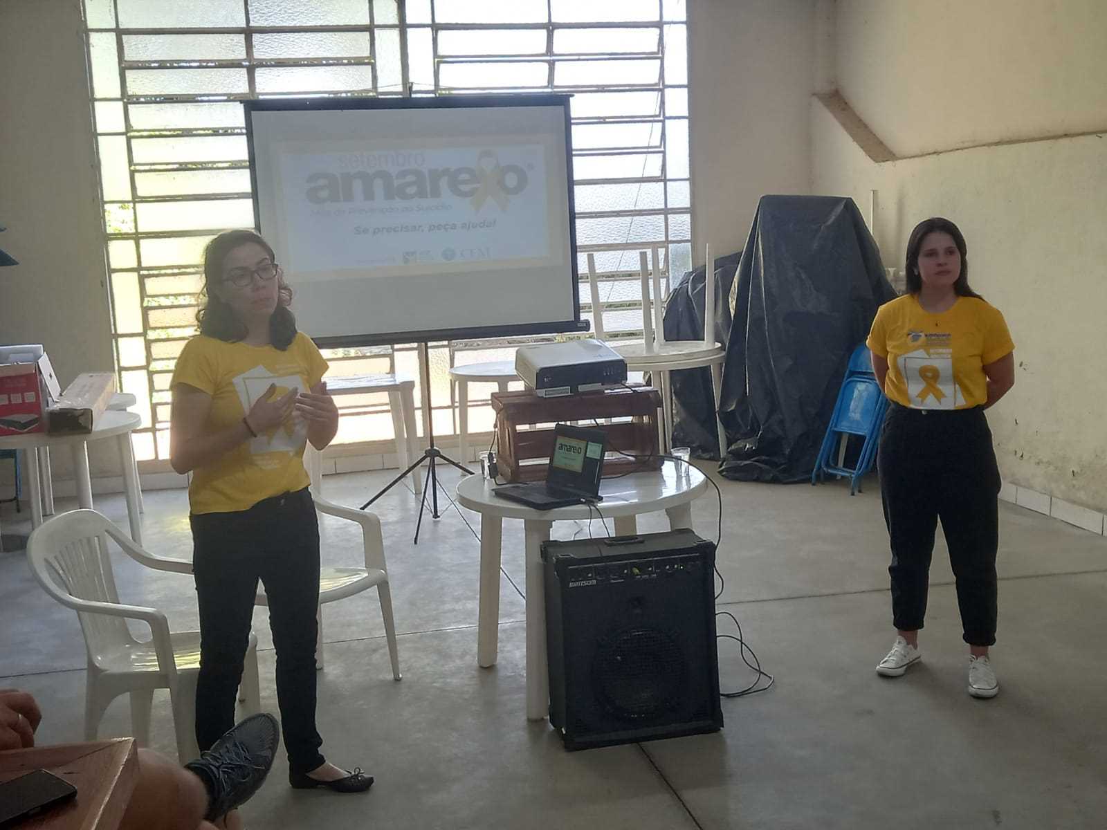 Prefeitura Municipal de São João Nepomuceno - SETEMBRO AMARELO: Equipe do  CAPS leva palestra para Grupo da Melhor Idade