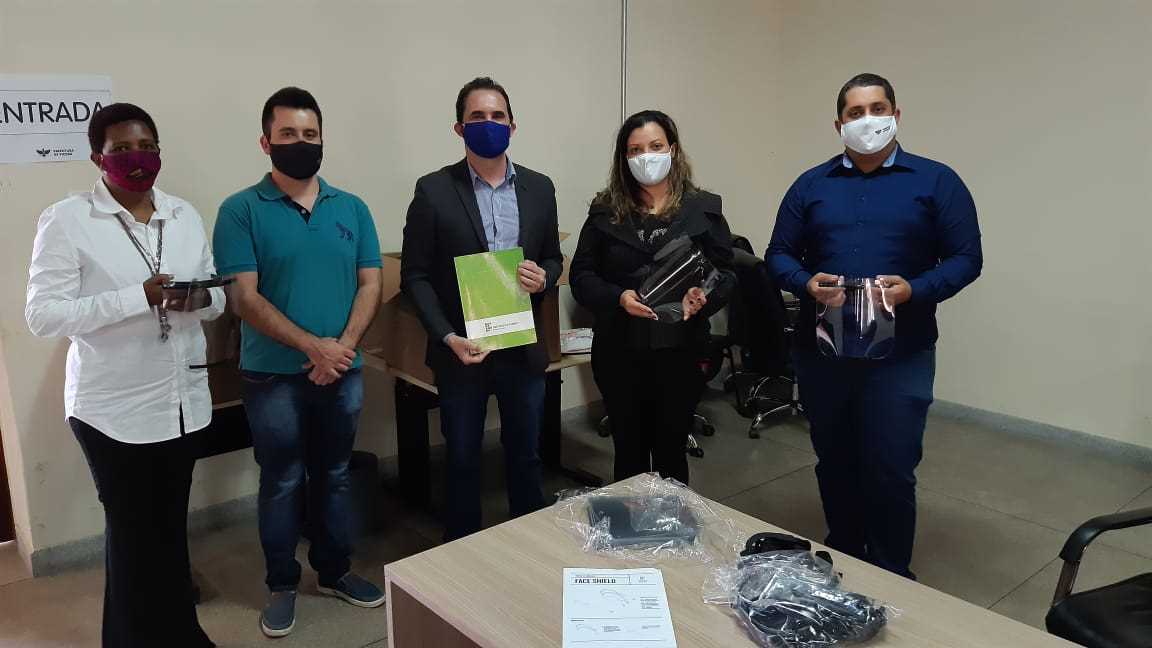Governo Municipal recebe doação de protetores faciais Face Shield  produzidos pelo IFTM - Guia Patrocínio Agora!